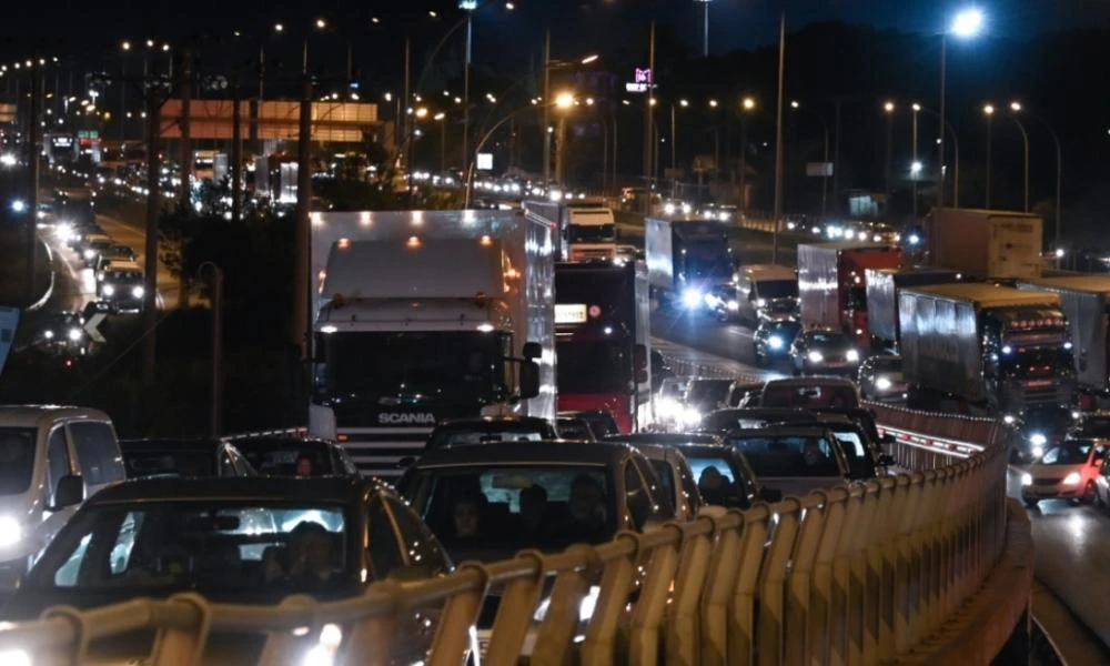 Αγίου Πνεύματος: Συνεχίζεται η έξοδος των εκδρομέων